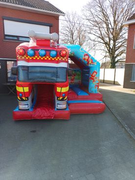Het Brandweer-springkasteel van Aerts